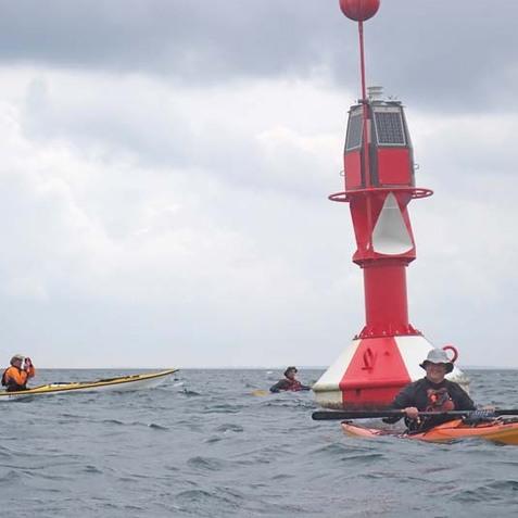 Fahrwassertonne auf der Ostsee 2 km vor Schleim&uuml;nde