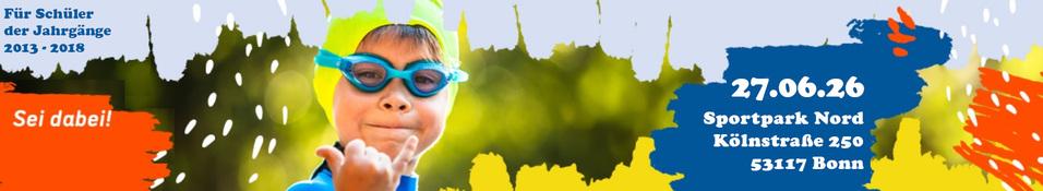 Junge mit Schwimmbrille zeigt das Shaka-Zeichen, umgeben von bunten Farbspritzern; Veranstaltungsdetails eingeblendet.