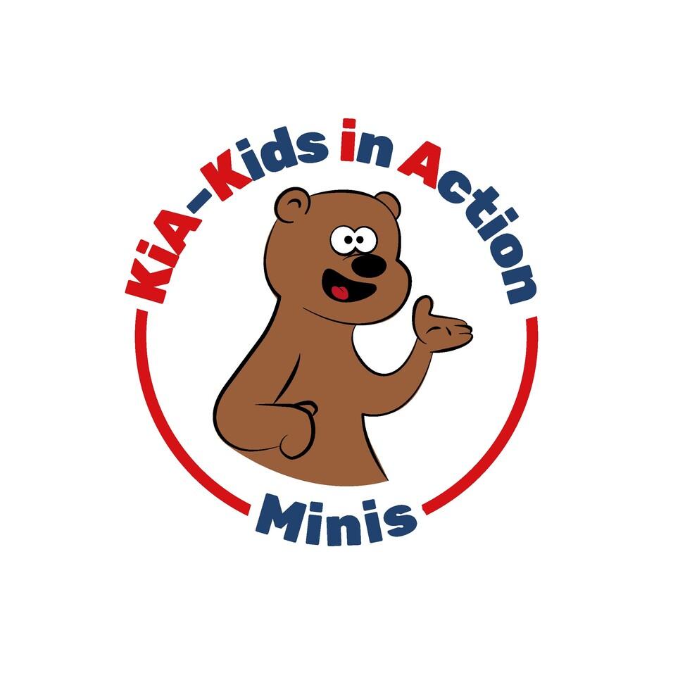 Logo von "KiA - Kids in Action Minis" mit einem cartoonhaften B&auml;ren, der freundlich gestikuliert.